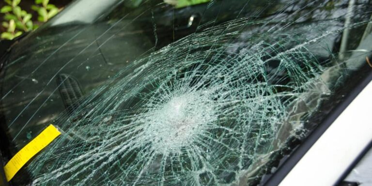 Repair or Replace Your Vehicle-Cracked Windshield